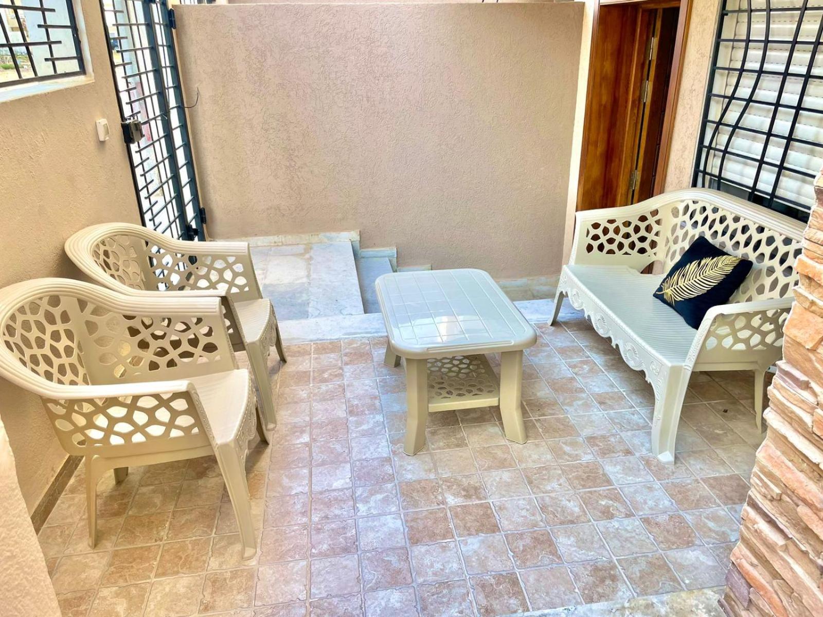Rdc S2 Pieds Dans L'Eau Parking Privee Hammam Sousse Exteriör bild